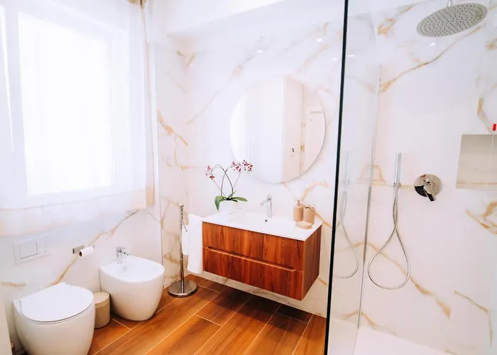 Donna Concetta Seaside