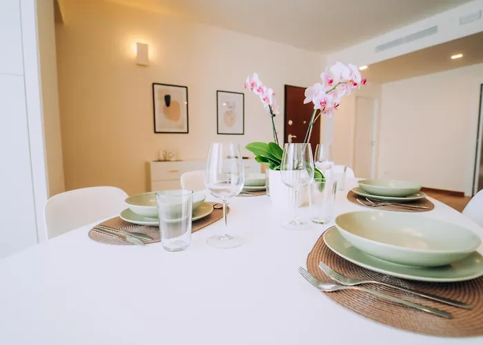 Donna Concetta Seaside